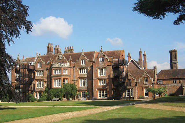 creación de la escuela de enfermería , por nithingale