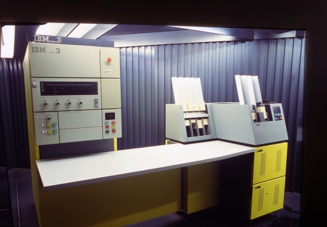 IBM 320
