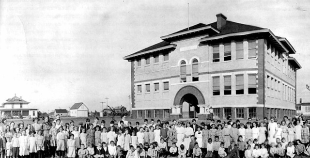 1830-1840: Horrace Mann Education decided that education is for everyone, opened school to lower class