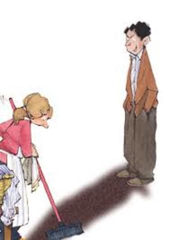 Prevalecía el género si el niño era varón se consideraba el sucesor del padre; si era mujer era abandonada o destinada a los oficios de la casa