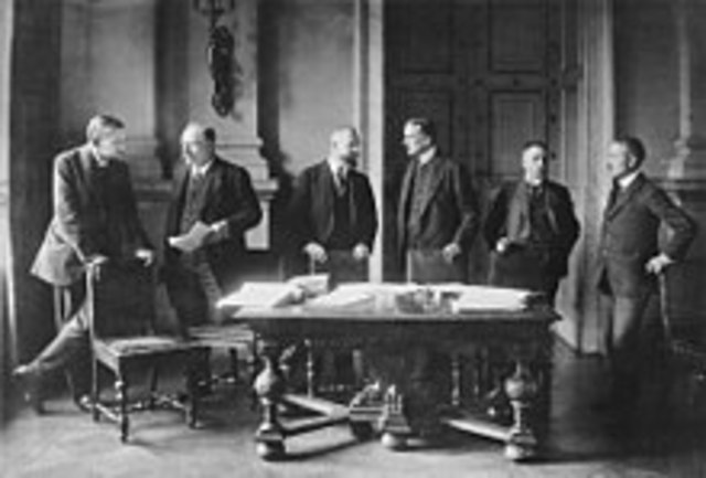 Signing of the treaty of Versailles