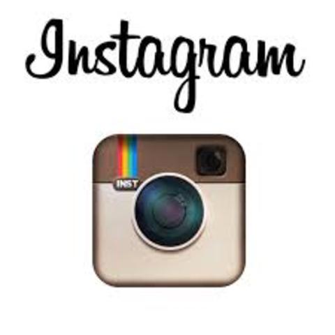 Nace Instagram