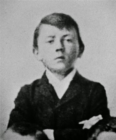 ESTUDIOS SECUNDARIOS