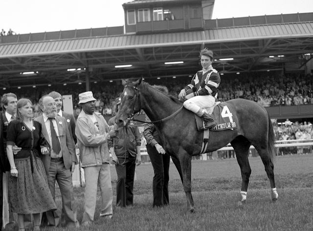 Wins Blue Grass Stakes