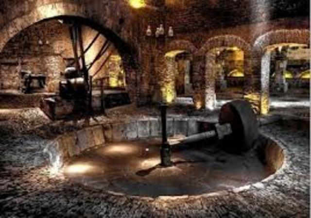 Instalación de primera destilería