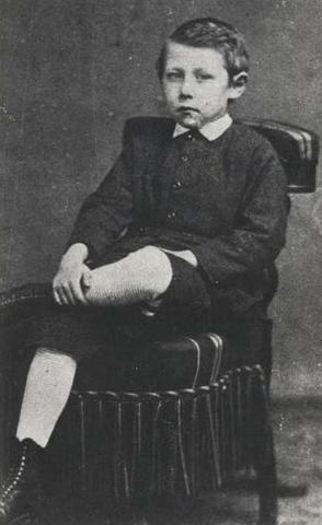 NACE SU HIJO MICHAEL