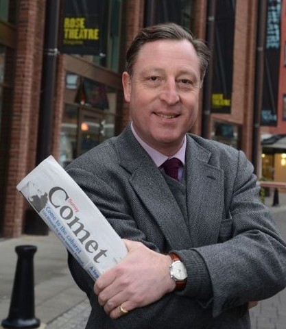 Detectives seized a dossier of evidence which apparently showed that Neville Thurlbeck warned the paper's editor two years ago that phone hacking was widespread.