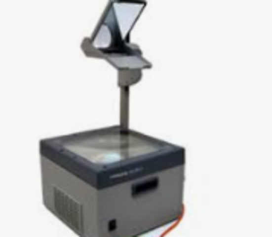 Retroproyector o proyector de  diapositivas