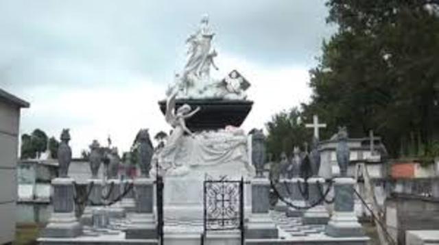 Mausoleo al Aviador Jacinto