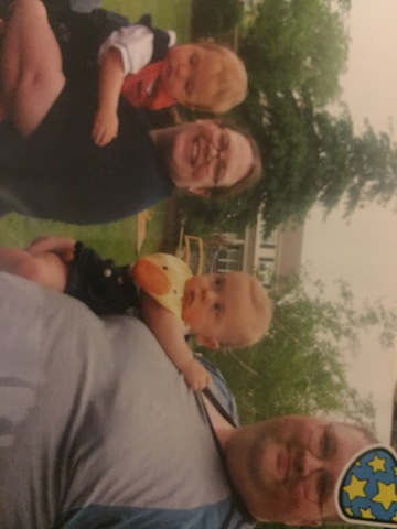 Matthew and Ryan Kempker are born.