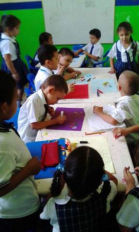 laborando en semillitas de amor