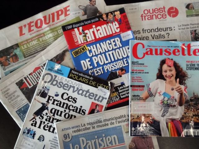 Periódico(1457)Revista(1668)