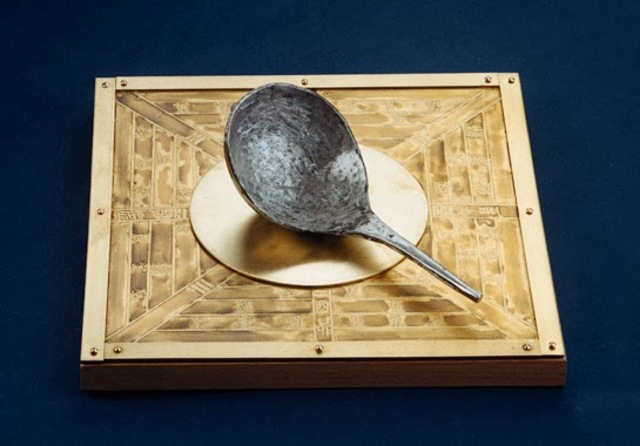 Invención dela Brújula y Reloj.