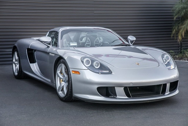 PORSCHE CARRERA GT