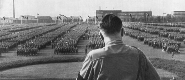 Hitler kommer til makten