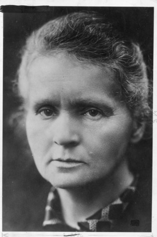 Marie Curie (11/07/1867 - 07/04/1934)