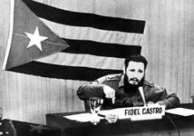 Fidel Castro bliver leder af Cuba