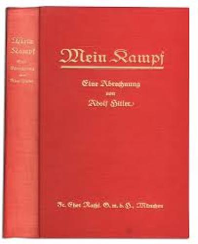 Publication du volume I de Mein Kampf