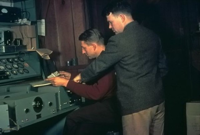 Hewlett-Packard is founded