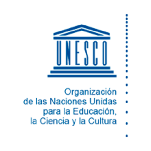 La UNESCO  presenta en el seno de las Naciones unidas la "Declaración universal sobre la diversidad cultural"