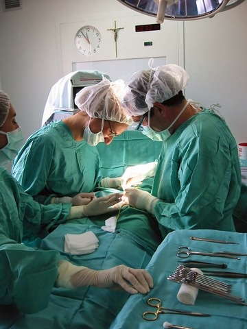 Auxiliares del Cirujano