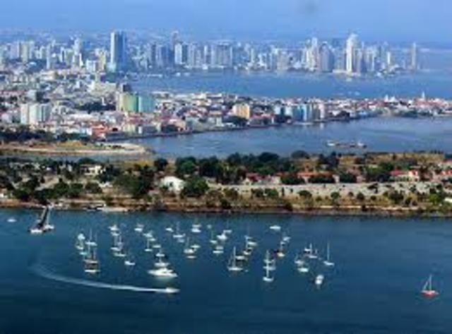 Panama becomes a nation