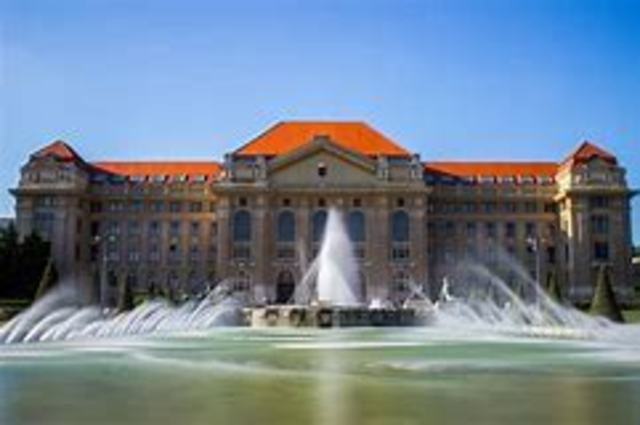 Imre Lipsitz attends University of Debrecen