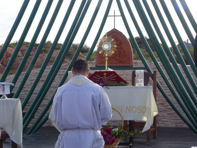 1º ADORACIÓN EUCARÍSTICA EN REPARACION /VISITA N.S. FATIMA