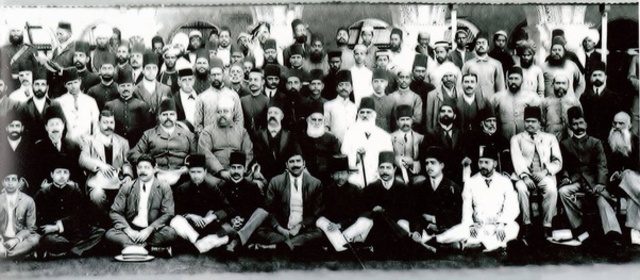 The Muslim League Forms