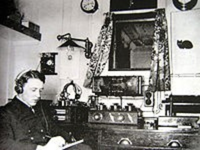 SERVICIO RADIOTELEGRÁFICO