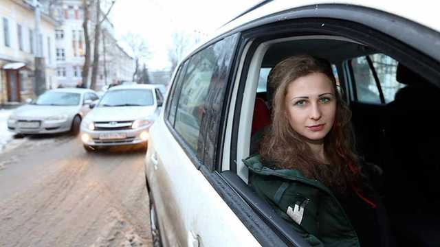 25-Pussy Riot (Rusia, 2011)