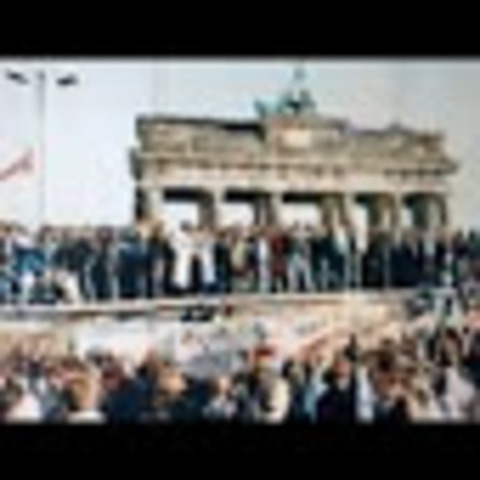 Manifestación que acabó con la destrucción del muro de Berlín 9/11/1989