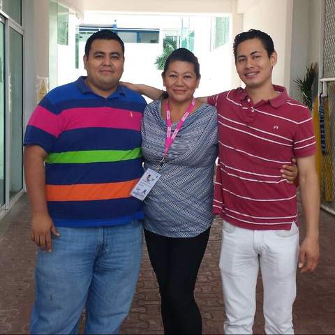 Algunos años despuès, mis dos compañeros