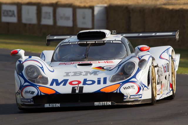 PORSSHE 911 GT1-98