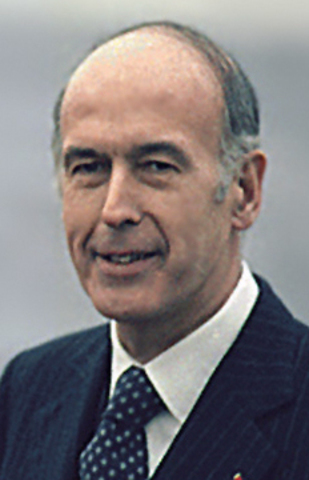 L'Etat décide d'annuler le projet ( Valéry Giscard d'Estaing est le nouveau président)