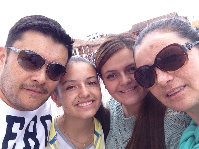 Cultural outing in family