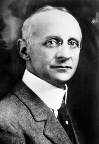 Flexner investiga sobre la Polio