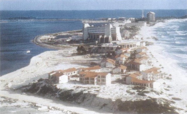 CANCÚN CRECE Y CRECE