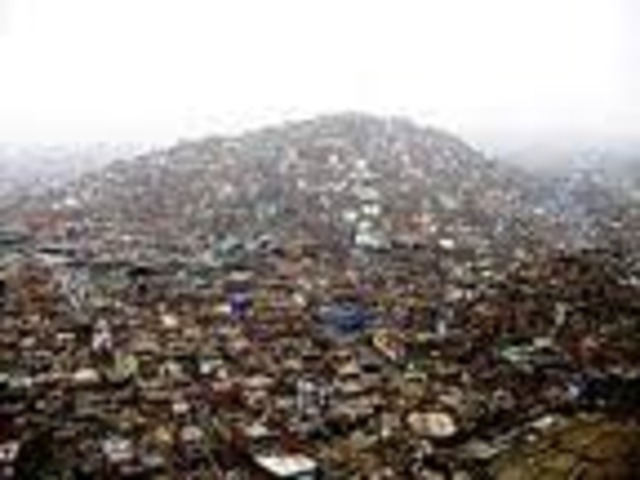 Rise of large urban cities & empires at Huari in Peruvian Highlands.