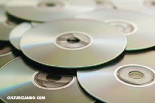 SONY Y PHILIPS LANZAN EN PRIMER DISCO COMPACTO