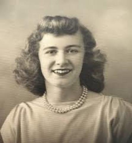 Dr. Seuss got married to his first wife Helen Plamer.