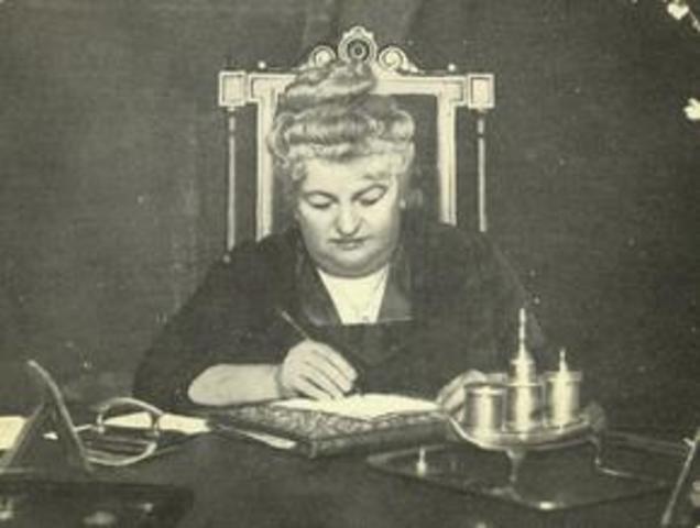 Presidenta de la Sección de Literatura