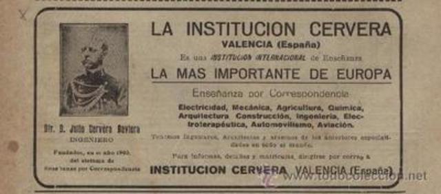 EDUCACIÓN POR CORRESPONDENCIA