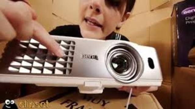 PROYECTOR DE VIDEO
