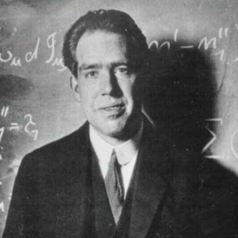 1917 Niels Bohr