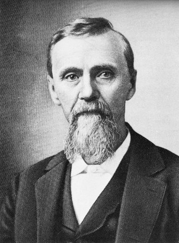 Al final de la guerra, Andrew