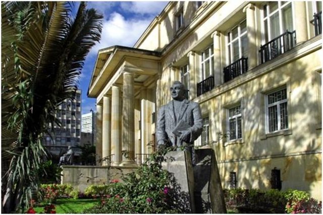 Creación de la Academia Colombiana de la Lengua