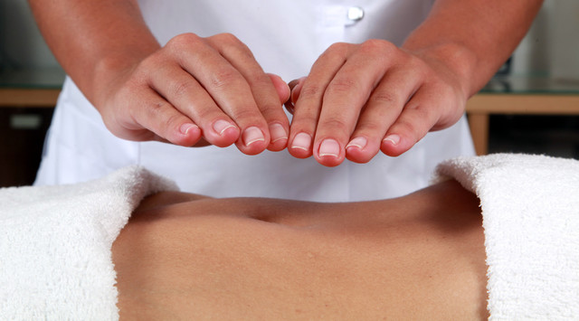 TOQUE TERAPEUTICO  (DOLORES KRIEGER Y DORA KUNZ)