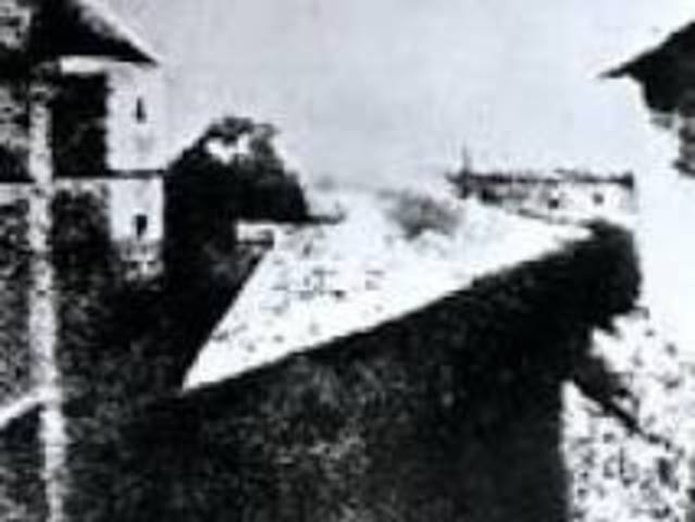 cual fue la primera  foto