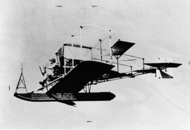 First flight of a seaplane